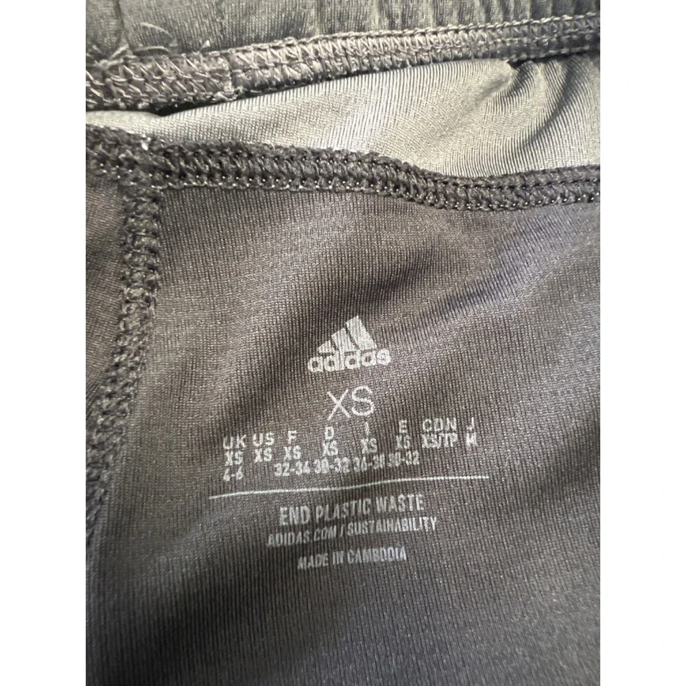 Adidas Women's Black/Gray Pacer Color-Block Knit Pull On Training Shorts - XS